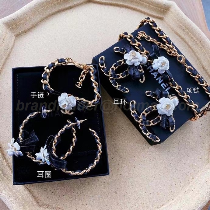 Chanel Sets 10